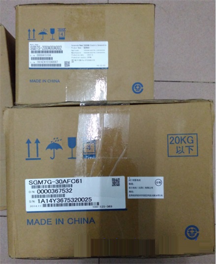 ŷSGM7G-30AFC61+SGD7S-200A00A