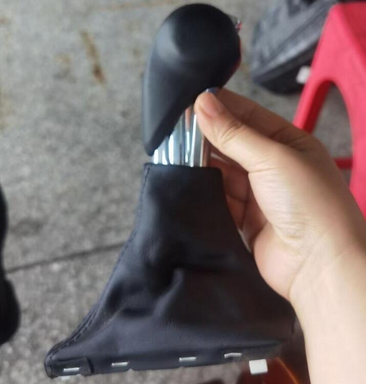 r n^  p 