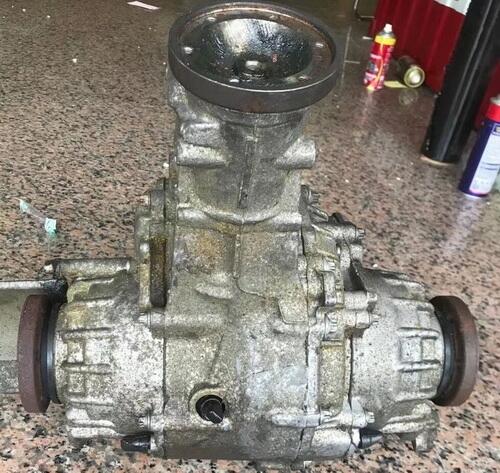 奧迪RS5差速器 半軸 傳動軸 節溫器 下擺臂