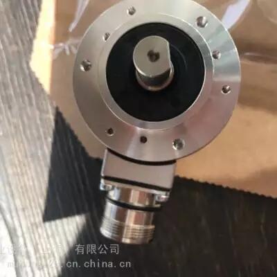 ӸAVM58N-011K1R0GN-1213a
