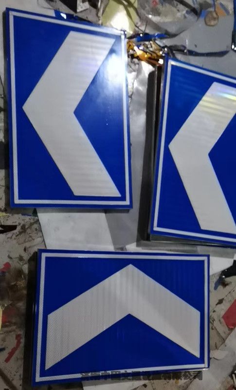 濰坊道路標志牌鋁板標志牌生產(chǎn)廠家