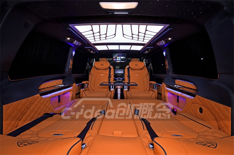 奔馳V260改裝個性7座內飾設計,變身舒適保姆車