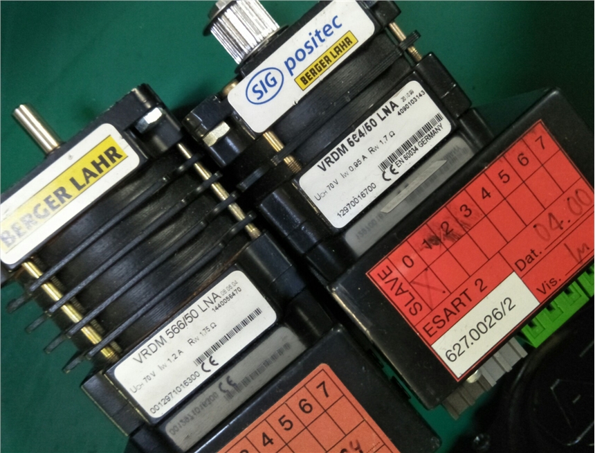 KݶְٸŷR_F؛ VRDM564/50 LNA hr